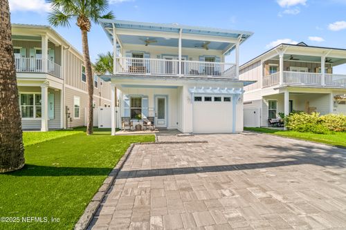 226 Davis St, NEPTUNE BEACH, FL, 32266-4929 | Card Image