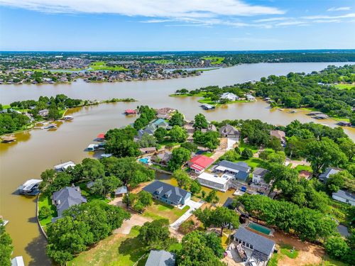 3815 Silver Creek Ct, Granbury, TX, 76048-5333 | Card Image