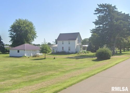 520 W School St, Preston, IA, 52069-9740 | Card Image