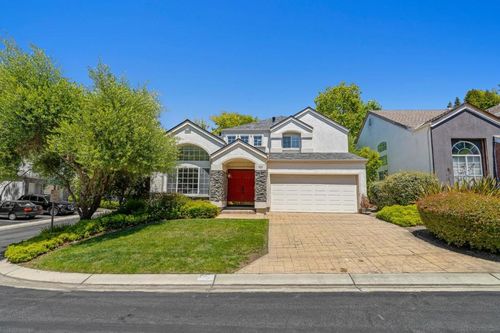 101 Elzer Dr, Scotts Valley, CA, 95066-4902 | Card Image