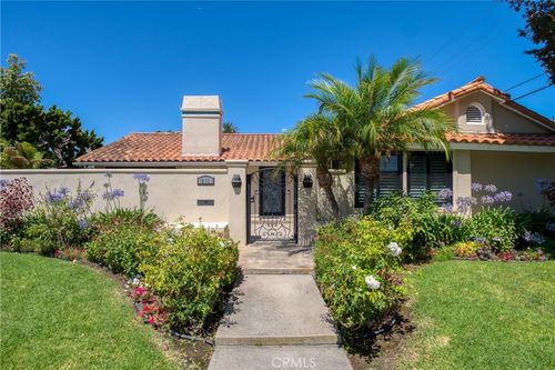 12051 Old Mill Rd, Los Alamitos, CA, 90720-4322 | Card Image