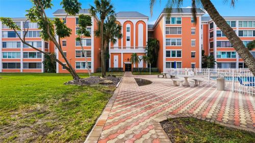 apt-109-6960 20th Ave N, ST PETERSBURG, FL, 33710-4724 | Card Image