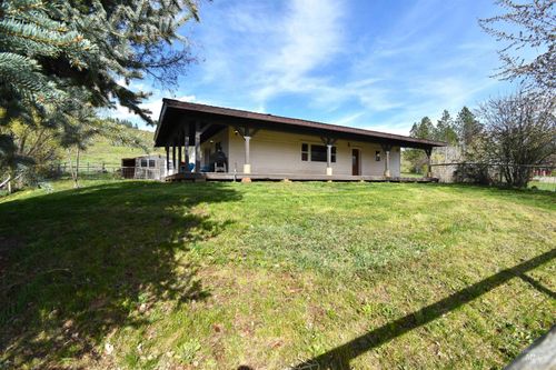 2599 Fruitvale Glendale Rd, Fruitvale, ID, 83612-6003 | Card Image