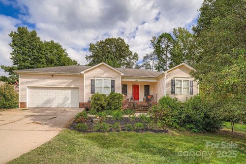 105 Tyler Ct, Granite Quarry, NC, 28146-8687 | Card Image