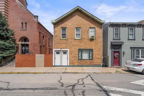 2307 Mission St, Pittsburgh, PA, 15203-2422 | Card Image
