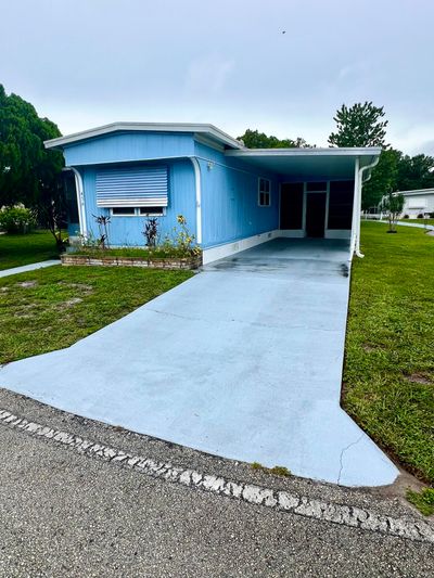 436 Holiday Park Ne, House other with 2 bedrooms, 1 bathrooms and null parking in Palm Bay FL | Image 1