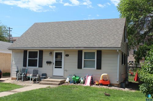 2317 S Norton Ave Avenue, Sioux Falls, SD, 57105 | Card Image
