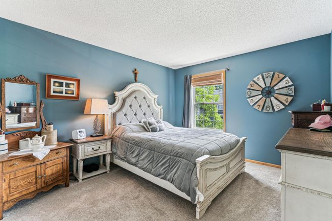 09_interior.jpg | Image 9