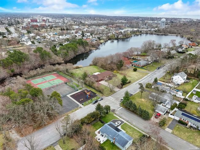 117 Lakeland Ave, House other with 4 bedrooms, 3 bathrooms and null parking in Patchogue NY | Image 28