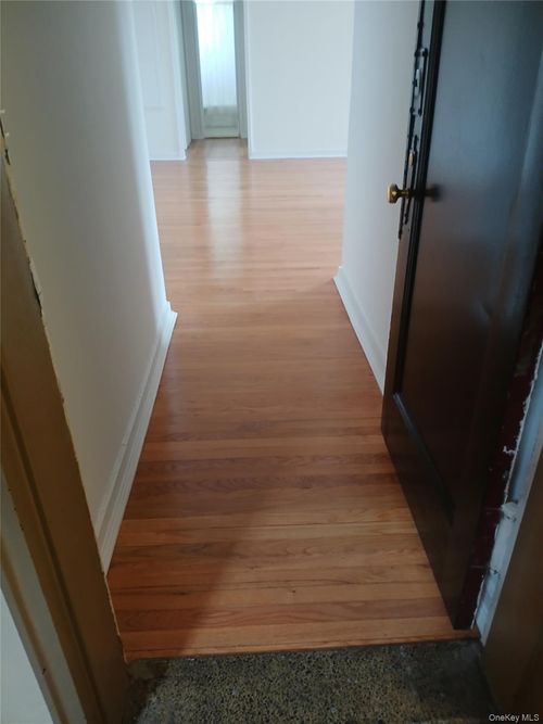 6g-105-33 66th Ave, Forest Hills, NY, 11375-2120 | Card Image