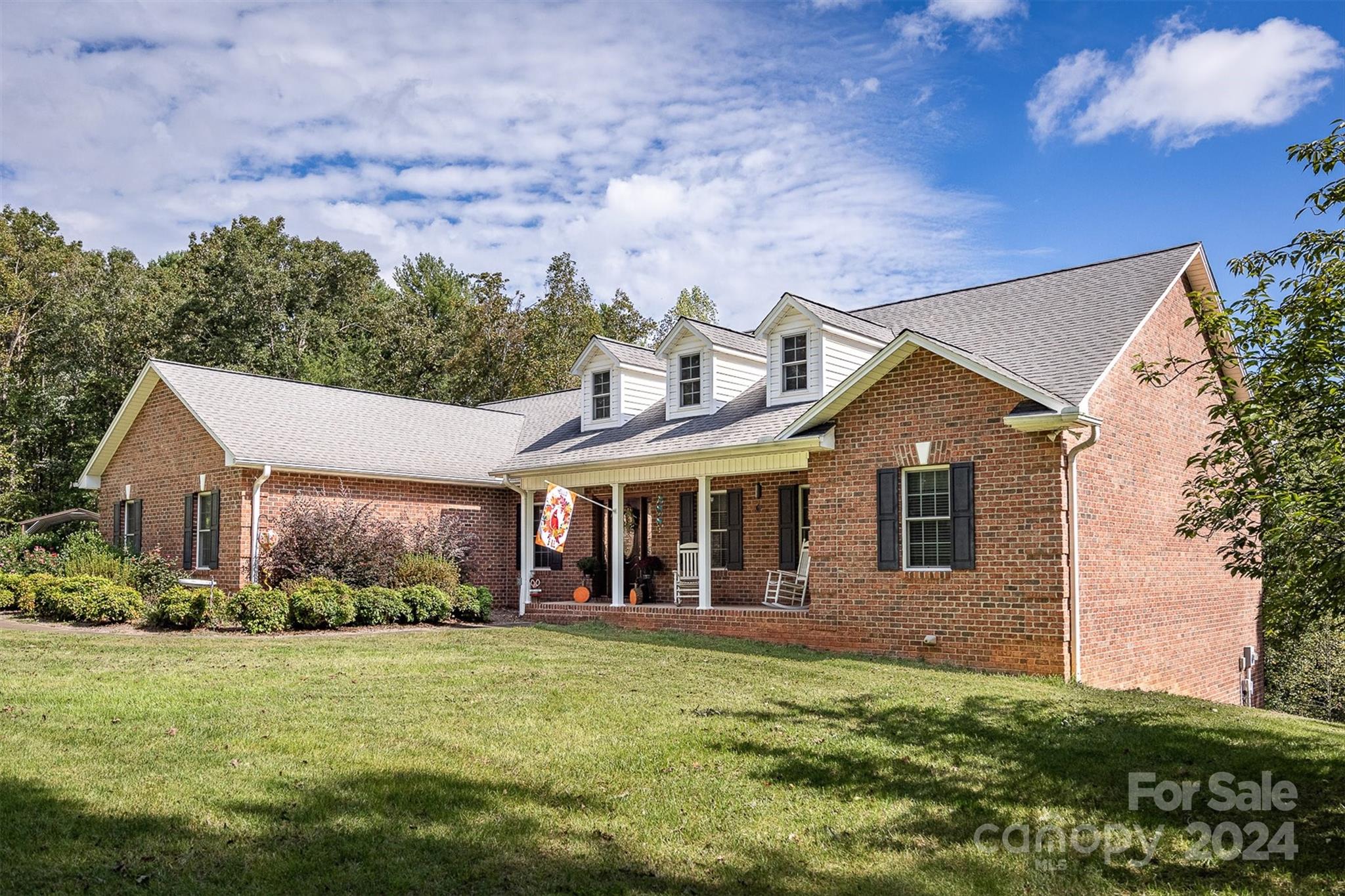 Fitipaldi Dr, Morganton, NC 28655