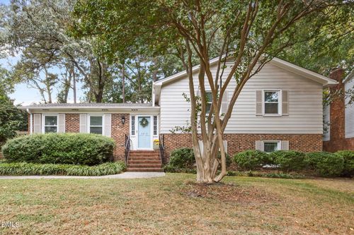 5219 Knollwood Rd, Raleigh, NC, 27609-4511 | Card Image