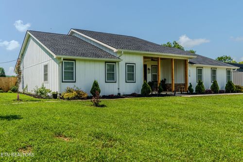 114 Eldon Justice Rd, Oliver Springs, TN, 37840-3355 | Card Image