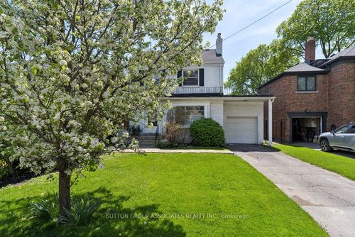 5 Delhi Ave, North York, ON, M5M3B5 | Card Image