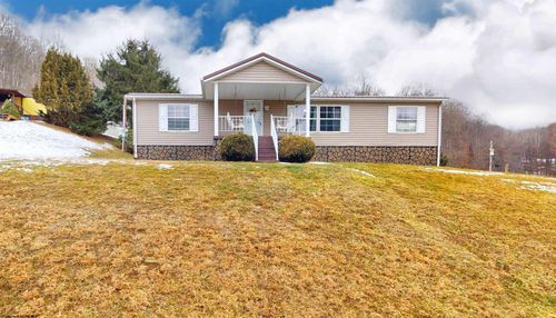 146 Boylen Ave, Grafton, WV, 26354-8643 | Card Image