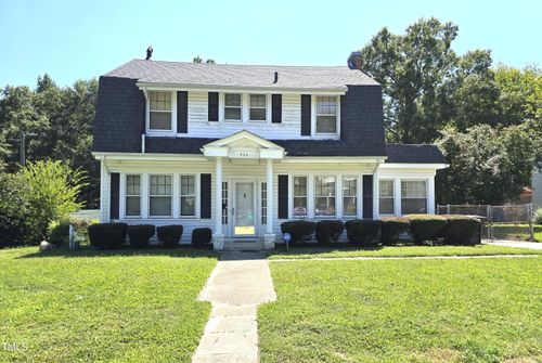 533 E Saint James St, Tarboro, NC, 27886-4523 | Card Image