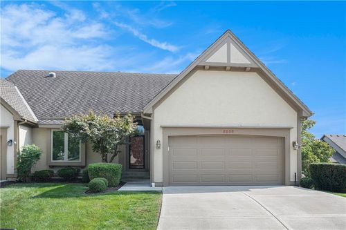 5239 W 121st St, Leawood, KS, 66209-3536 | Card Image