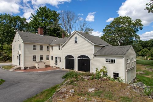 181 Mill Rd, North Hampton, NH, 03862-2218 | Card Image