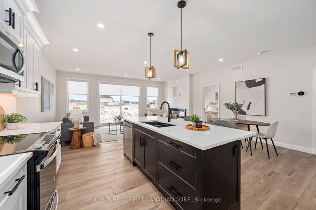 6 - 32 Postma Cres, House attached with 2 bedrooms, 2 bathrooms and 2 parking in Ailsa Craig ON | Image 13