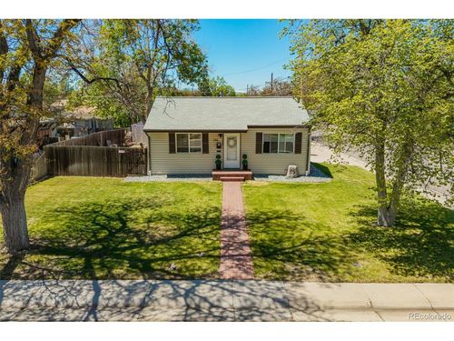 795 Ironton St, Aurora, CO, 80010-4018 | Card Image
