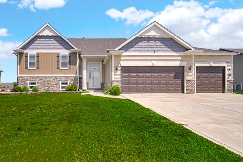 2886 W 83rd Ln, Merrillville, IN, 46410-6067 | Card Image