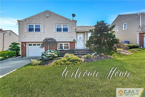 13 Lambert St, Woodbridge, NJ, 07095-1911 | Card Image