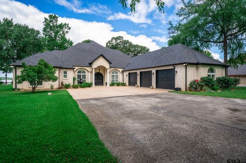 615 Southlake Dr, Bullard, TX, 75757-9589 | Card Image