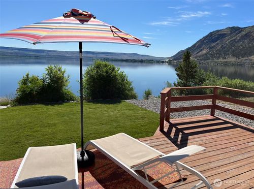 622 1st St, Brewster, WA, 98812-5900 | Card Image