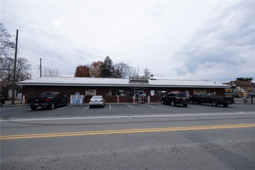 232 2nd St, Darlington, PA, 16115-2801 | Card Image