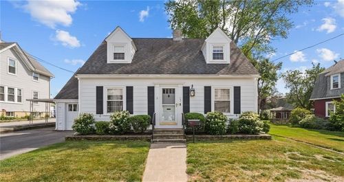 157 Schuyler St, East Providence, RI, 02914-5339 | Card Image