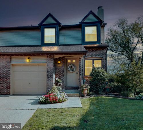 31 Greensward Ln, CHERRY HILL, NJ, 08002-4703 | Card Image