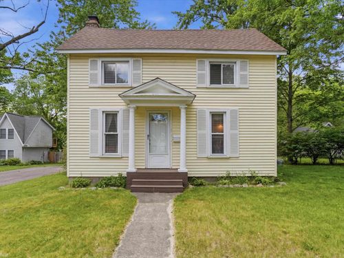 328 S 3rd Street, Brighton, MI, 48116 | Card Image