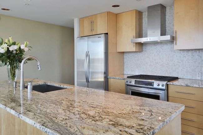 APT-1703 - 300 Bowie St, Condo with 2 bedrooms, 2 bathrooms and 2 parking in Austin TX | Image 7
