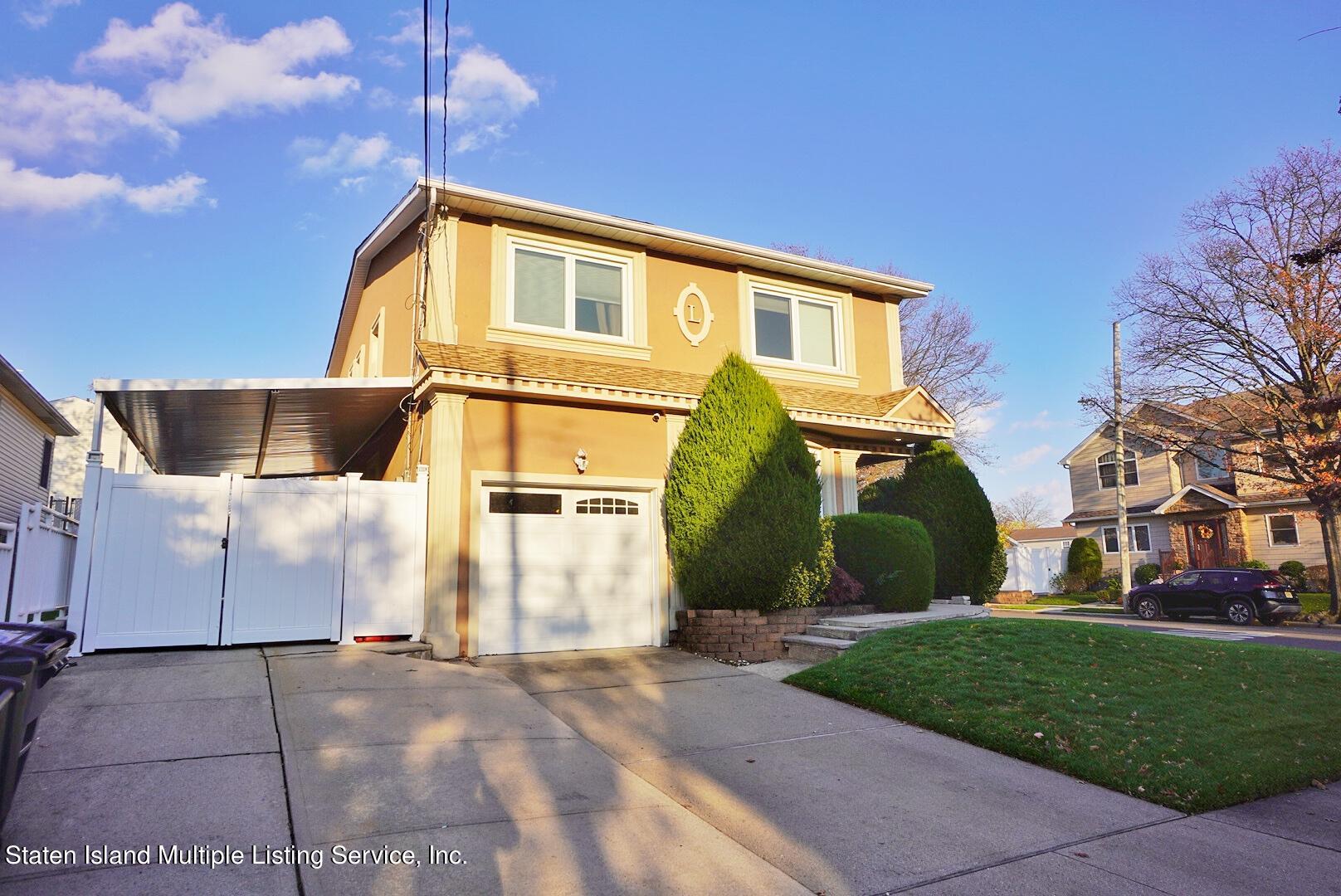 Thornycroft Ave, Staten Island, NY 10312