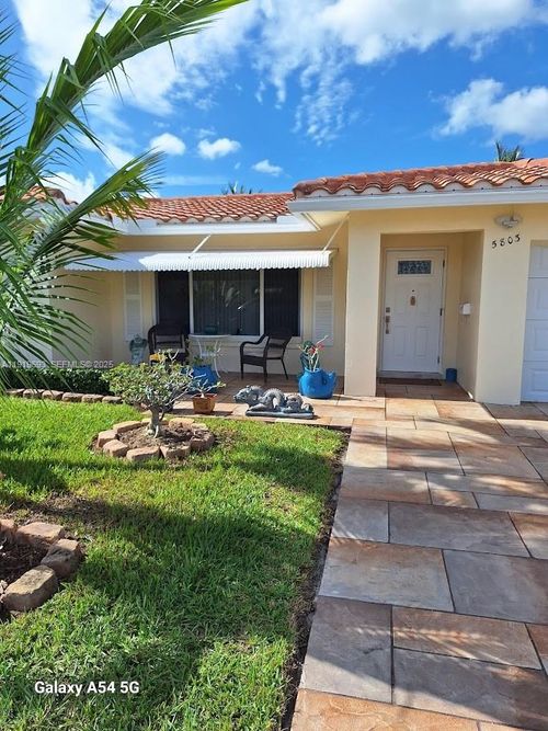 5803 Nw 86th Ter, Tamarac, FL, 33321-4435 | Card Image