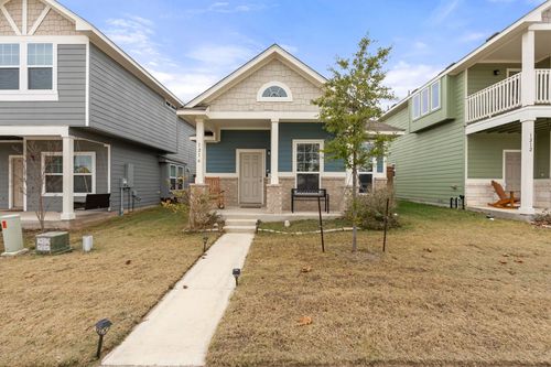 1216 Esplanade Pkwy, San Marcos, TX, 78666-4896 | Card Image
