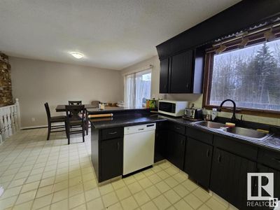 4420 Mackenzie Ave, House other with 3 bedrooms, 3 bathrooms and null parking in Drayton Valley AB | Image 3