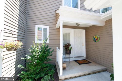 531 Chatterton Rd, LUTHERVILLE TIMONIUM, MD, 21093-1934 | Card Image