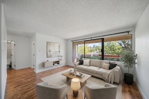 804-1026 Queens Ave, New Westminster, BC, V3M6B2 | Card Image