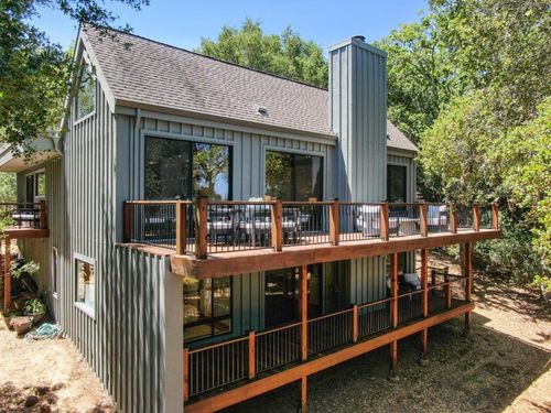2 Thistle St, Portola Valley, CA, 94028-8034 | Card Image