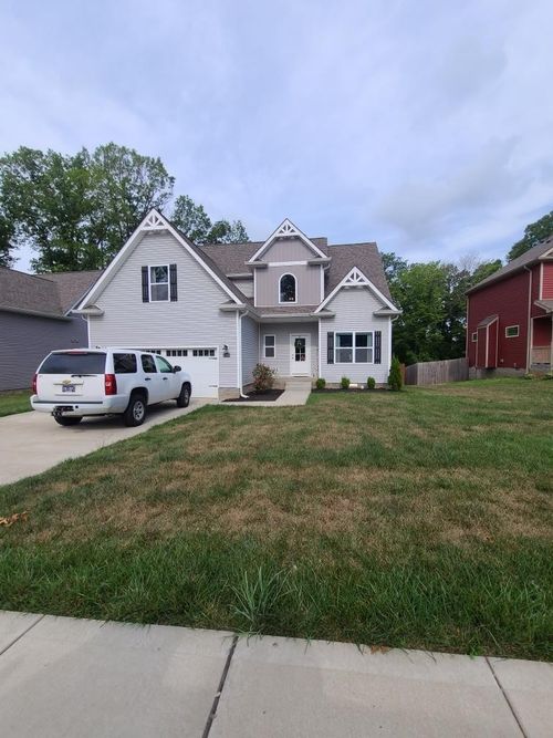 1308 Sussex Dr, Clarksville, TN, 37042-2027 | Card Image