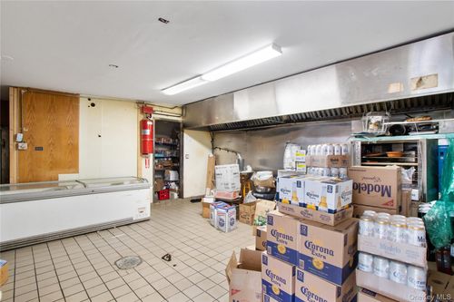 c-96 South St, Oyster Bay, NY, 11771-2360 | Card Image