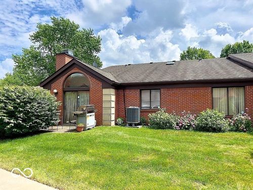 9222 Golden Oaks W, Indianapolis, IN, 46260-5080 | Card Image