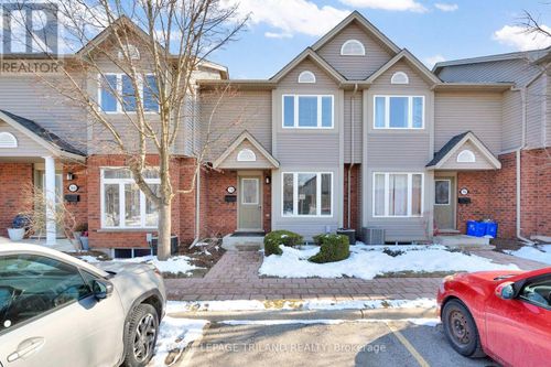 78-1535 Trossacks Ave, London, ON, N5X4R1 | Card Image