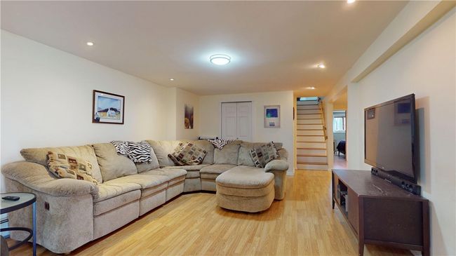 Lower Level Living Room | Image 20