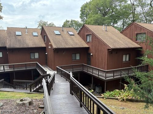 unit-5-1 Gray Rock Dr, Vernon, NJ, 07462-4589 | Card Image