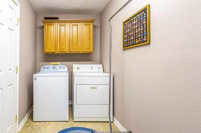 240 Coco Loop, House other with 2 bedrooms, 2 bathrooms and 2 parking in Pointblank TX | Image 13