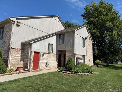 16149 Clarkson Drive, Fraser, MI, 48026 | Card Image