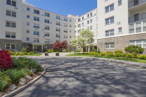 5m-1 Stoneleigh, Bronxville, NY, 10708-2607 | Card Image