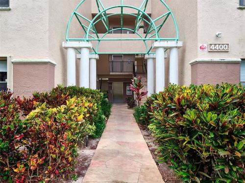 apt-224-4400 Nw 30th St, Coconut Creek, FL, 33066-2135 | Card Image